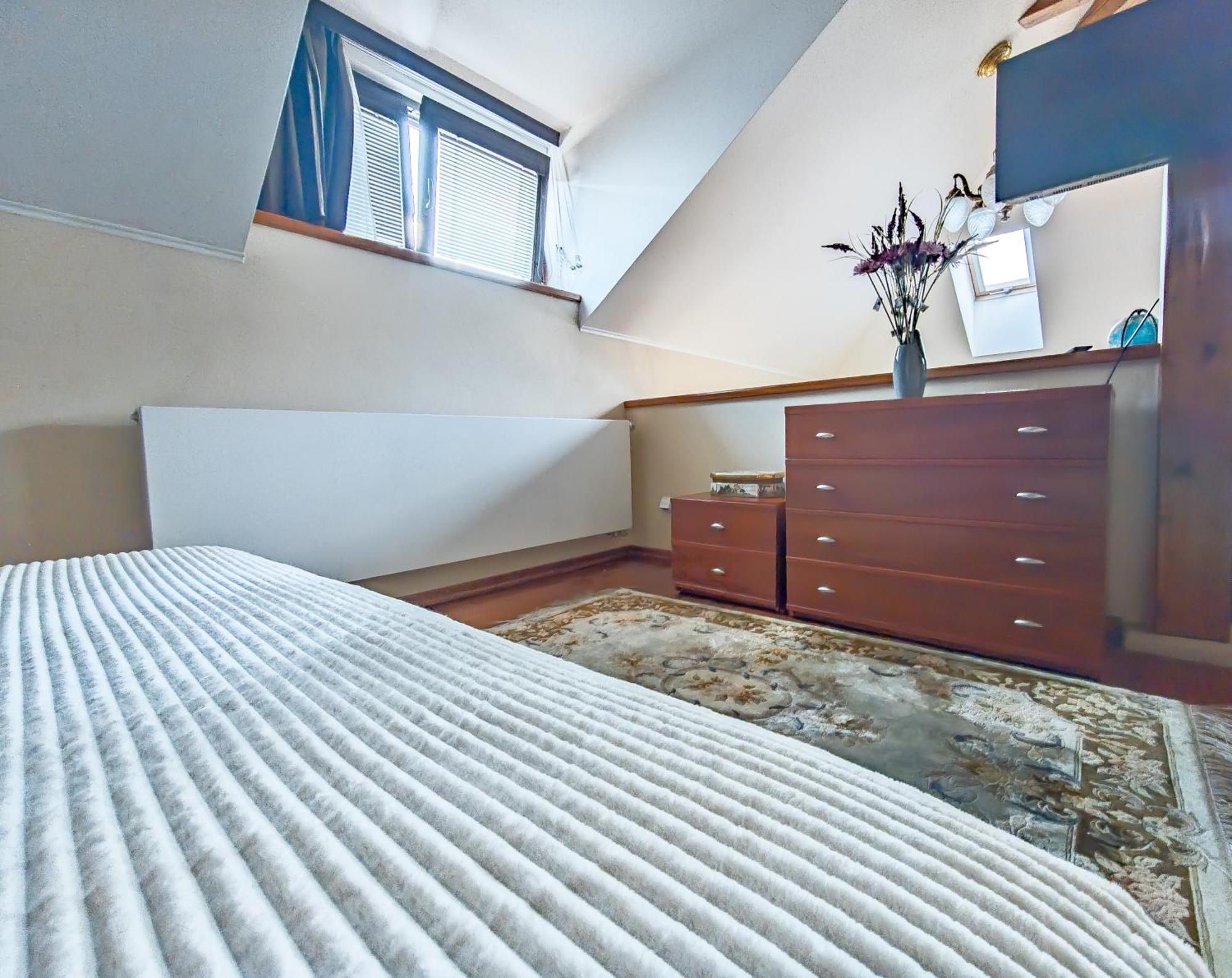 Two Bedroom Villa With Hot-Tub, Terrace And Garden, Wenceslas Square プラハ エクステリア 写真