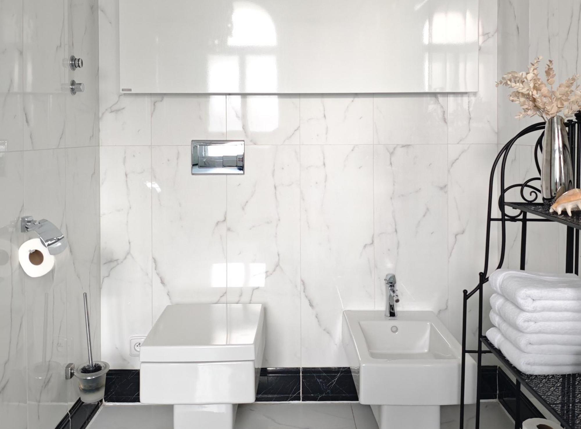 Two Bedroom Villa With Hot-Tub, Terrace And Garden, Wenceslas Square プラハ エクステリア 写真